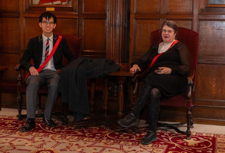Ting-yan Enoch Kwong and Master Louise McCullough